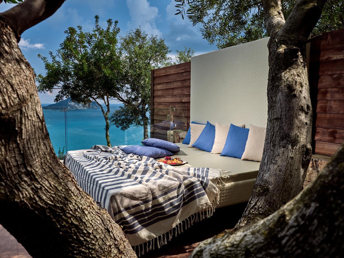 Avra Luxury Villa & Spa Keri Esterno foto