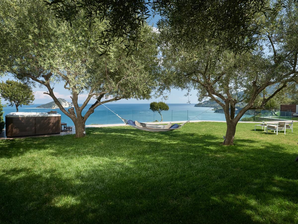 Avra Luxury Villa & Spa Keri Esterno foto
